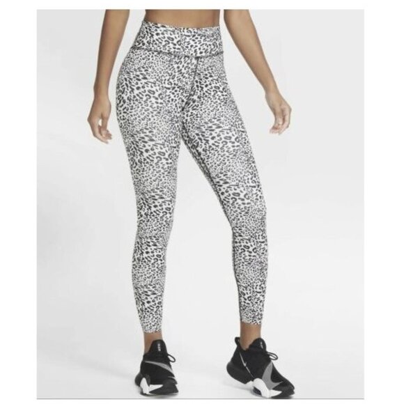 Nike Pants - NEW Nike size XS Women's One Leopard Print P1633